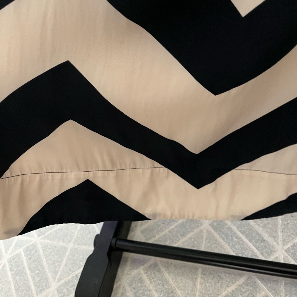 DIANE VON FURSTENBURG sz 4 Brigid Chevron Silk Dress Cream Off White Navy Stripe - Picture 7 of 13